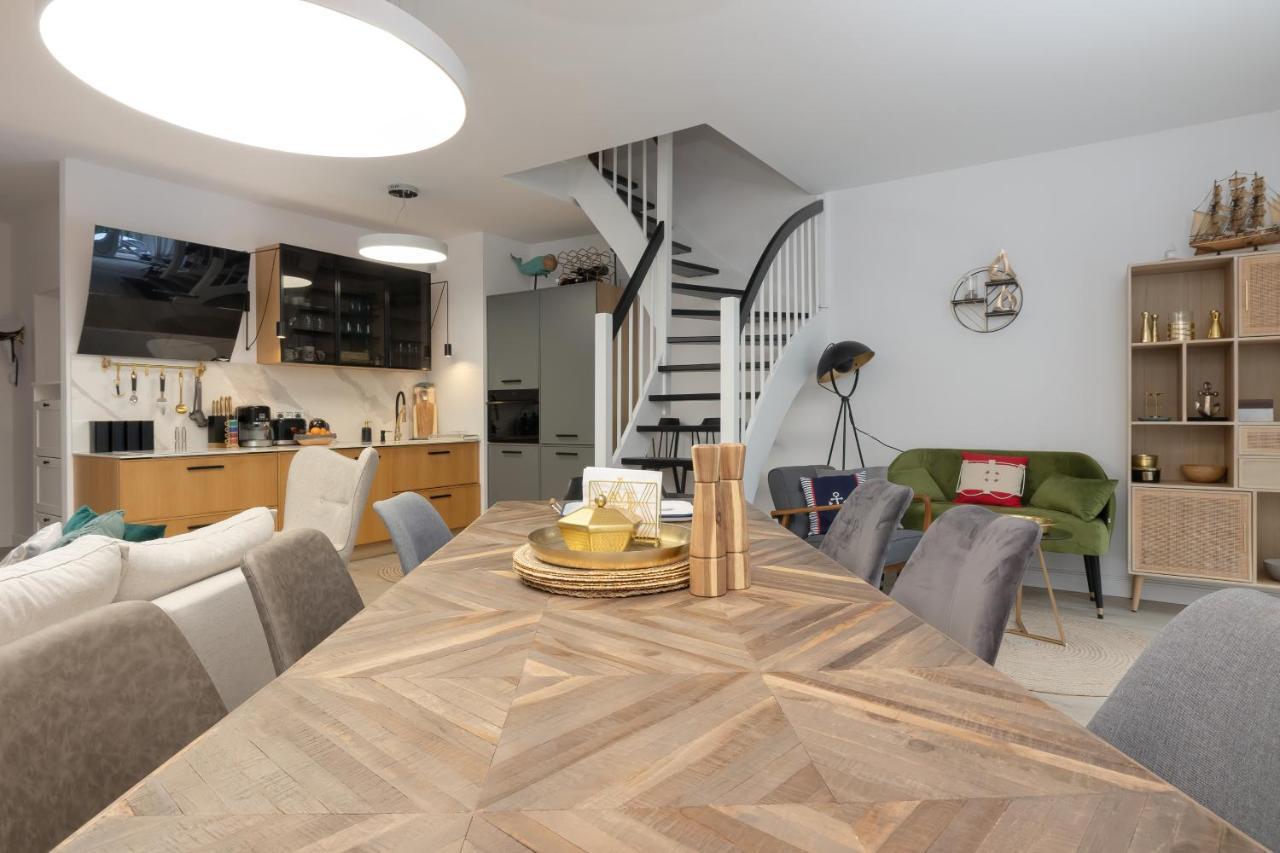 A Morze Apartament بوبيروفو المظهر الخارجي الصورة